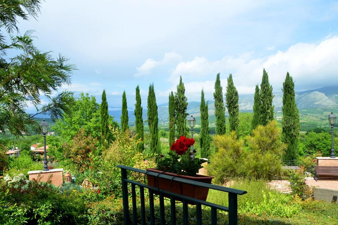 Bosco D'Olmi Country House Sant'Andrea del Garigliano Eksteriør bilde